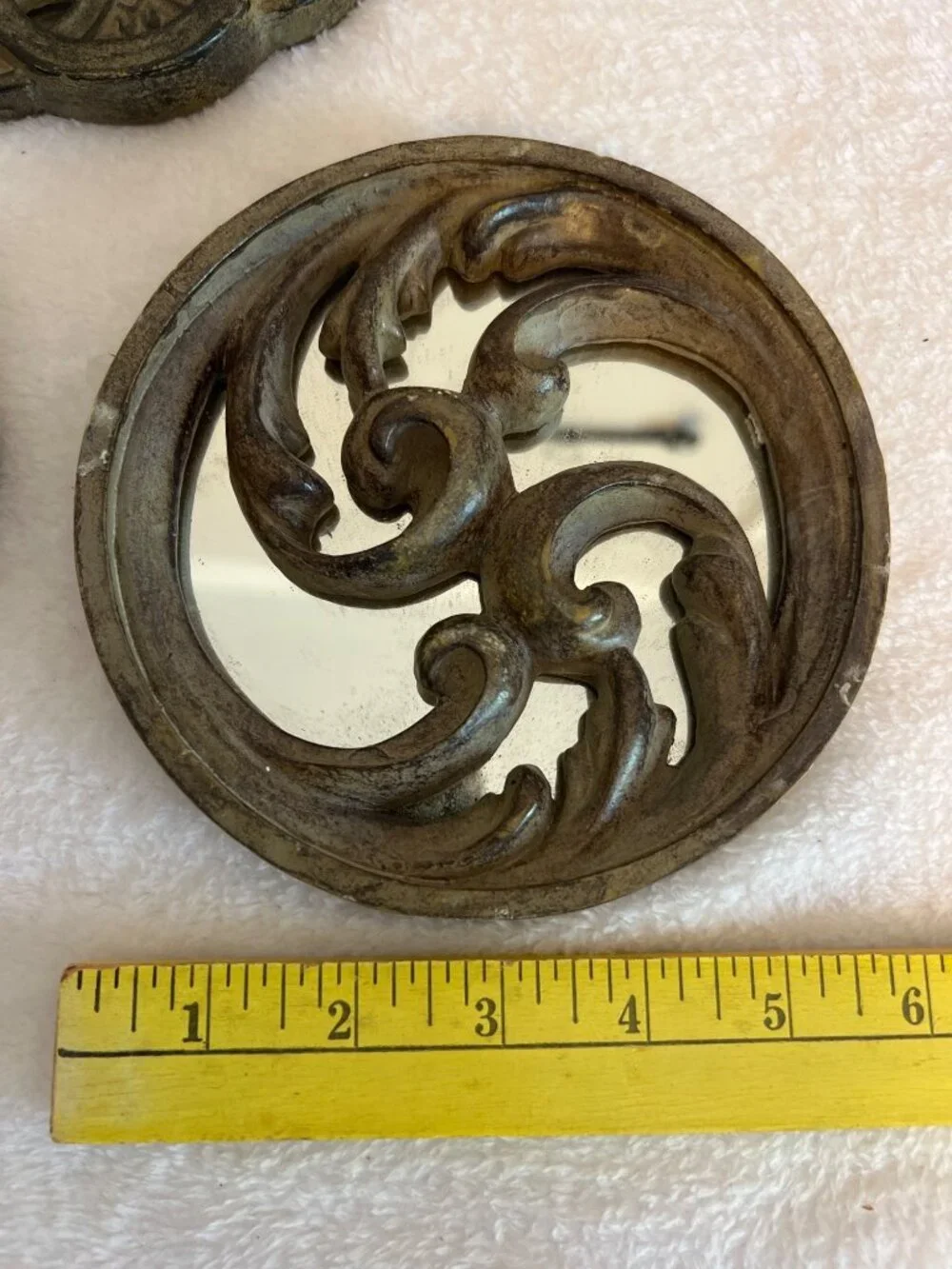 Set of 5 VTG Ornate Round Wall Mirrors Bronze Heavy Resin Frames Celtic Knot 6